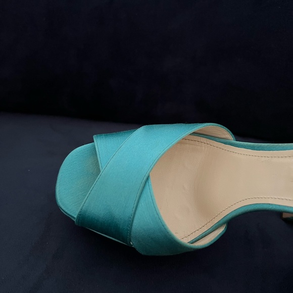 Prada heels - Picture 7 of 9